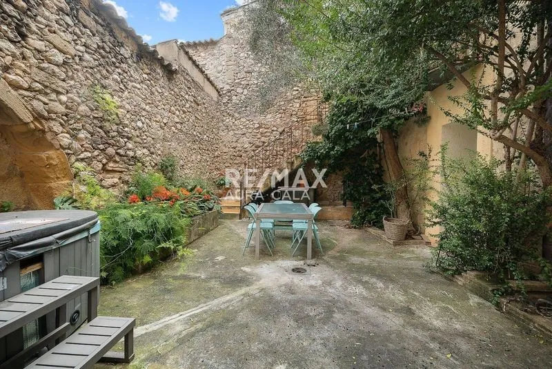 Townhouse for sale in Pollença — photo 1