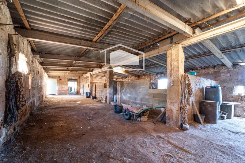 Rustic finca of 21,000 m² with 400 m² built — photo 8