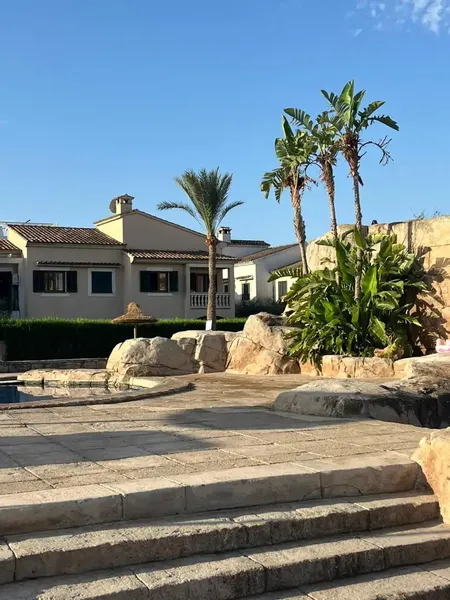 Excellent opportunity in Marratxí, in a quiet residential area, well connected and with all services within reach, as well as good — photo 8