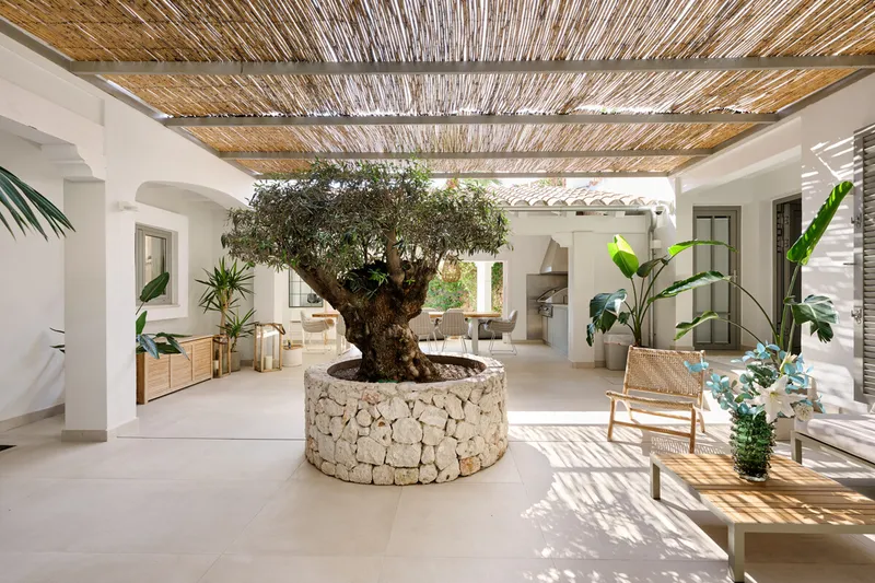 Charming Mediterranean villa with sea views in Costa d'en Blanes — photo 12