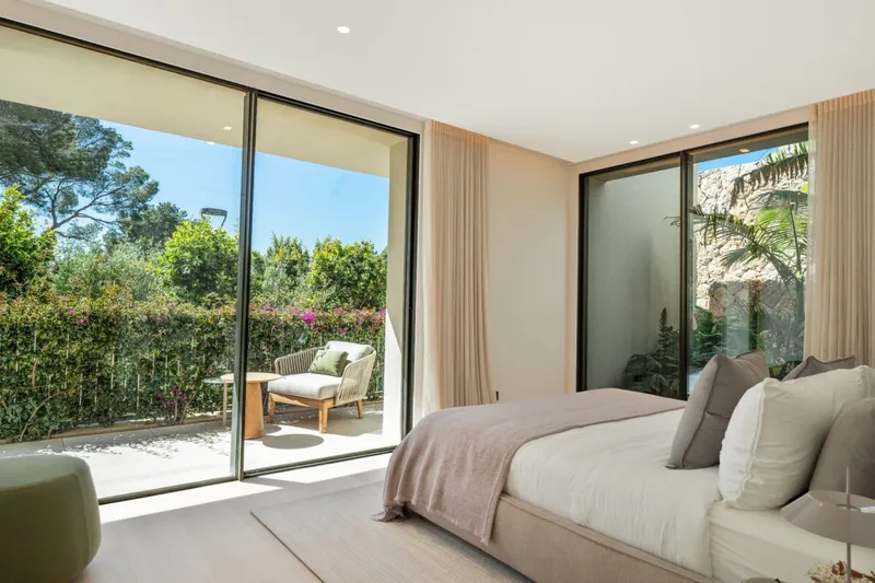 Architectural masterpiece with Mediterranean vistas for sale in Portals Nous — photo 3