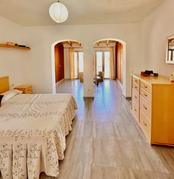 Renovated Townhouse — photo 12