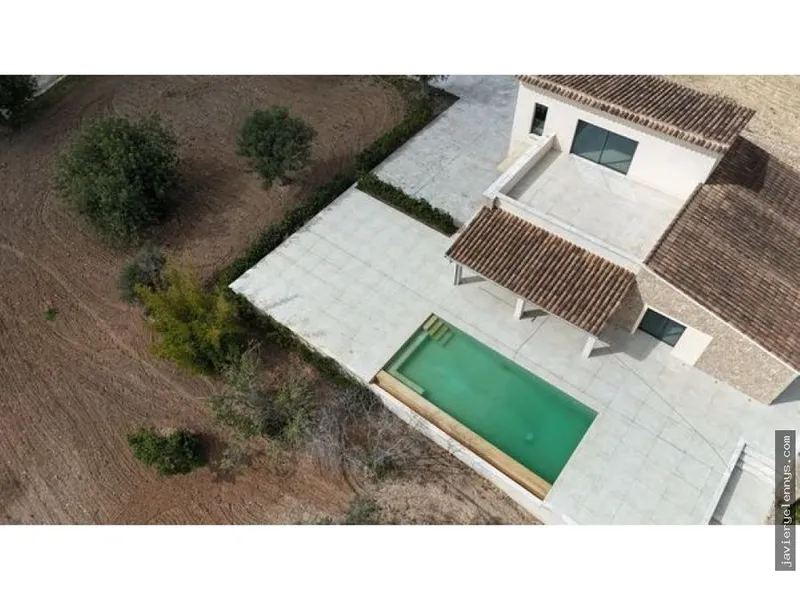 Rental of independent house or villa in Diseminado Diseminados Var — photo 3
