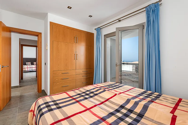 Exclusive villa with sea views, 200m from the water, including ETV license — photo 10