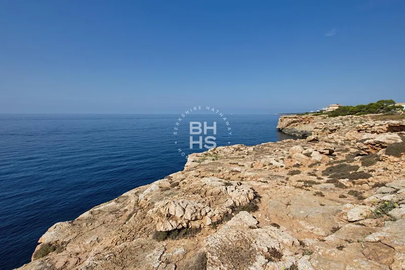 Single-family plot for sale in Cala Pi — photo 2