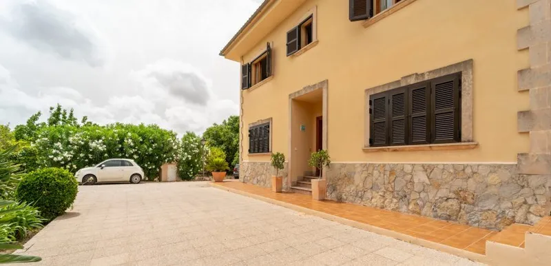 Country house with pool and estate in Bunyola, Mallorca — photo 4