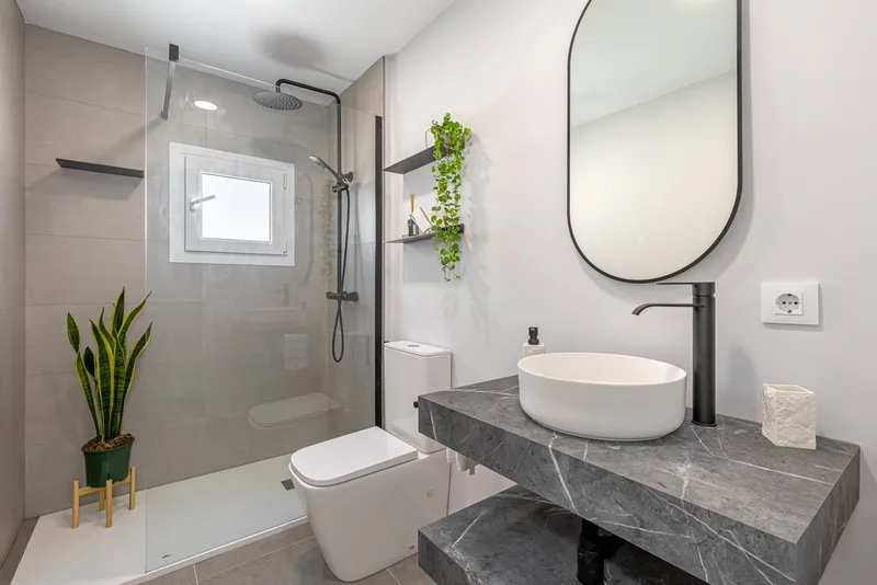 Modern renovated and furnished apartment close to the beach — photo 9