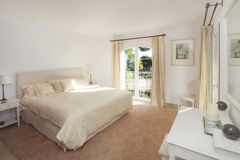 2-bedroom luxury penthouse in sought-after residence for rent — photo 8