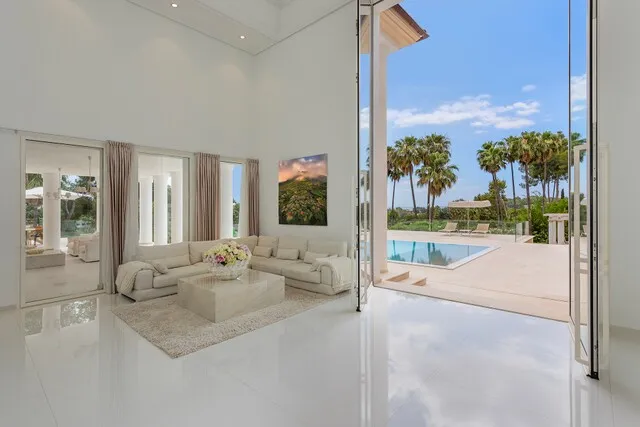 Exclusive frontline golf villa with tennis court for sale in Son Vida, Mallorca — photo 6