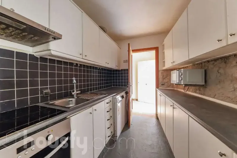 Housfy sells spacious ground floor apartment in Palma de Mallorca, in Cala d'Or, with 75 m² of usable space — photo 8