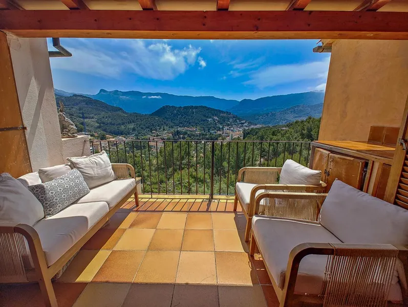 Apartment for sale in Port de Sóller with mountain views, pool and sunny terrace — photo 2