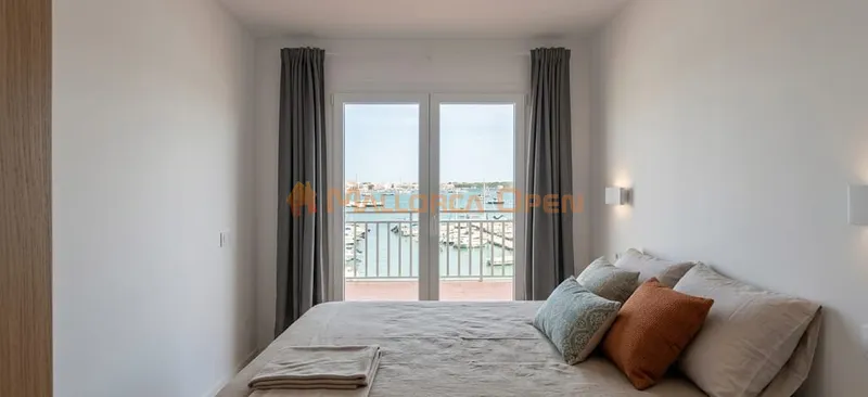 Charming Apartment on the First Line of Portocolom — photo 12
