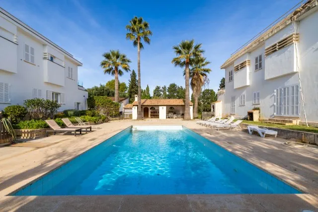 Semi-detached villa with community pool for sale in Puerto Pollensa, Mallorca — photo 4