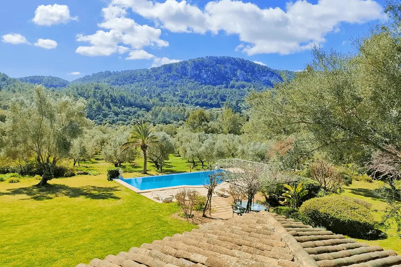 Vacation rental of a country house in Esporlas — photo 8