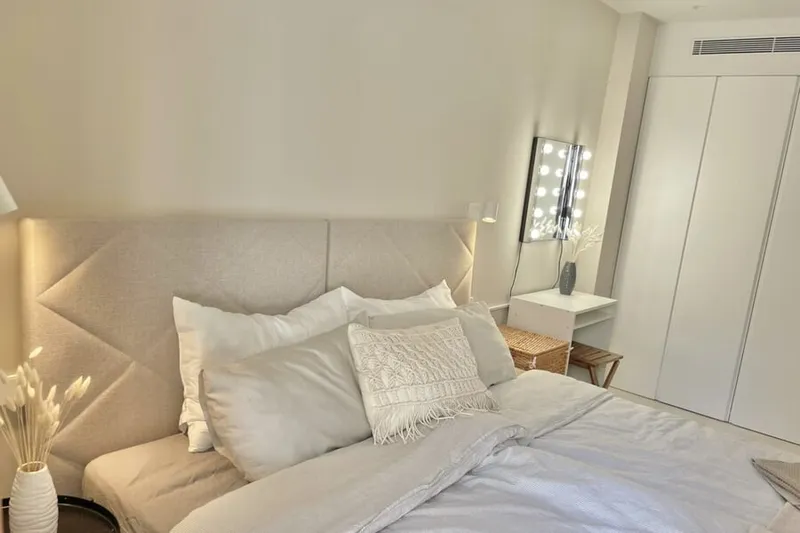 Modern Apartment with balcony and rooftop terrace in Palma — photo 9