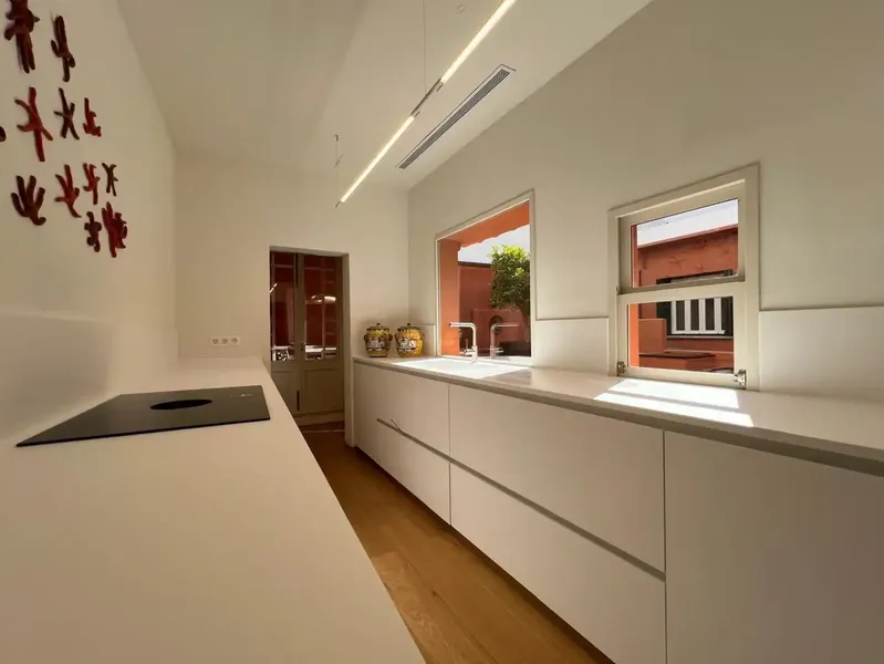 Recently renovated ground floor house in the historic center of Felanitx. It has a tourist vacation license for 9 people. — photo 2
