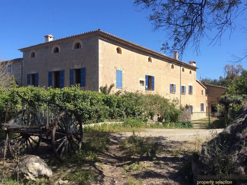 Rustic finca in Deià — photo 1