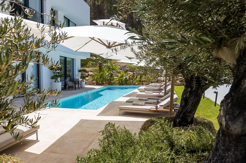 Luxury Villa — photo 4