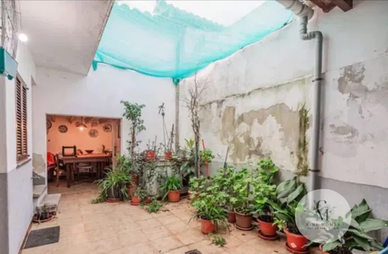 Large Independent House with Garage in Pollença: The Opportunity to Create the Home of Your Dreams! — photo 1