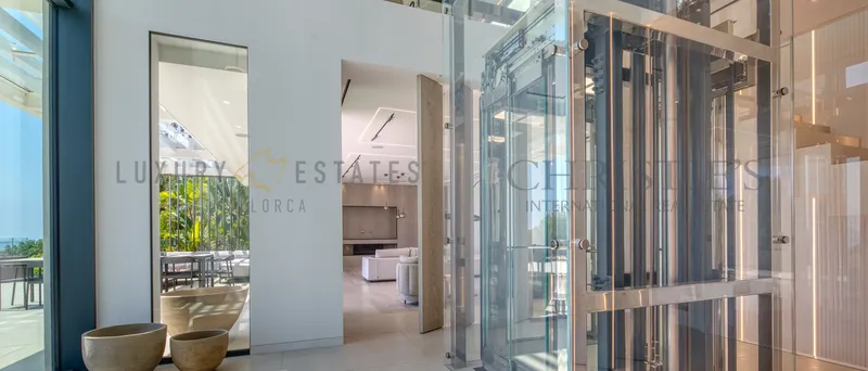 Contemporary villa in Costa d'en Blanes with panoramic views — photo 8
