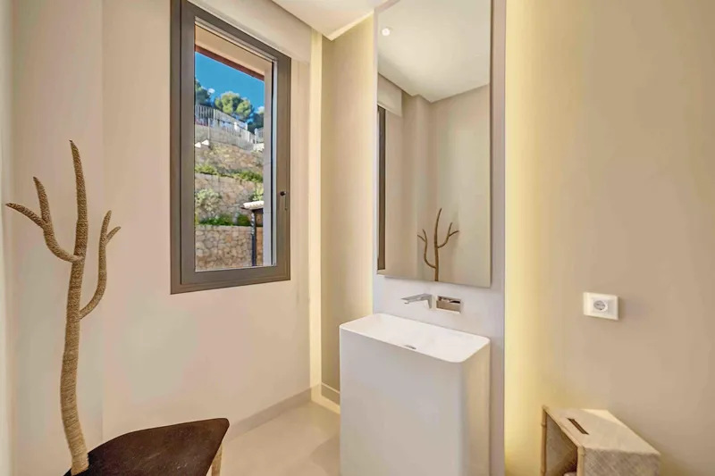 Noble villa with panoramic views in Son Vida — photo 8