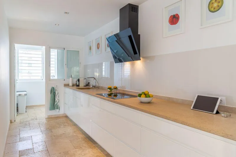 Spacious penthouse with sea views in Portals — photo 6