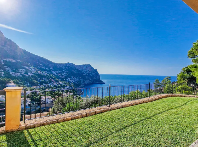 Ref.2457A – Port d'Andratx – Exclusive large apartment with fantastic sea views — photo 1