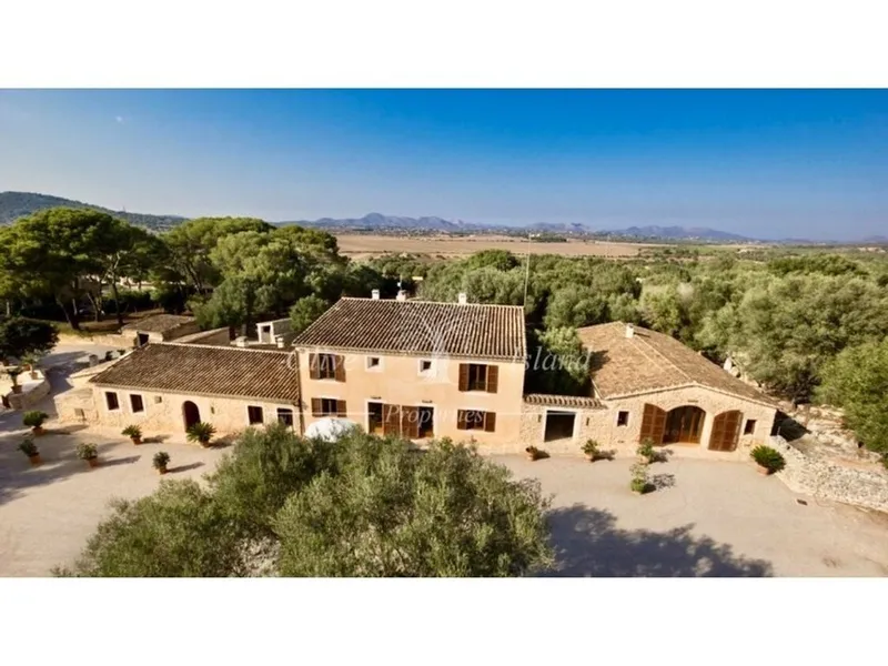 Rural or Farmhouse in Manacor, Province of Balearic Islands — photo 1