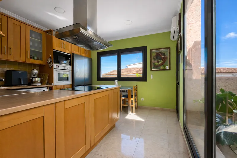 Beautiful family villa near Port Adriano in El Toro — photo 6