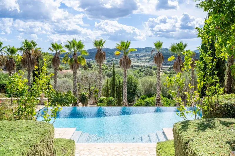 Stylish finca with large plot and panoramic views near Son Macià — photo 1