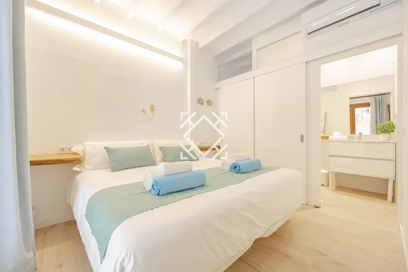 House for sale completely renovated and redistributed in Duplex and Luxury Penthouse, completely independent, in the heart of the old town of Pollensa. — photo 9