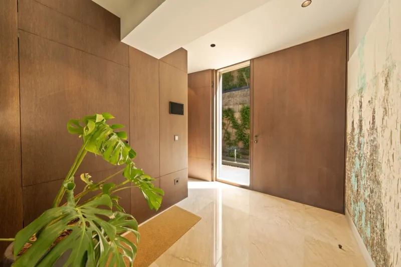 Contemporary sea-view villa with wellness spa and designer finishes in Santa Ponsa — photo 6