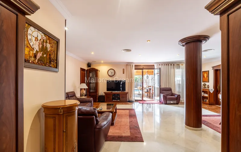 Spacious villa for sale in El Toro — photo 10