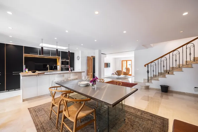 Refurbished Duplex Penthouse with Communal Swimming Pool in Bonanova — photo 10