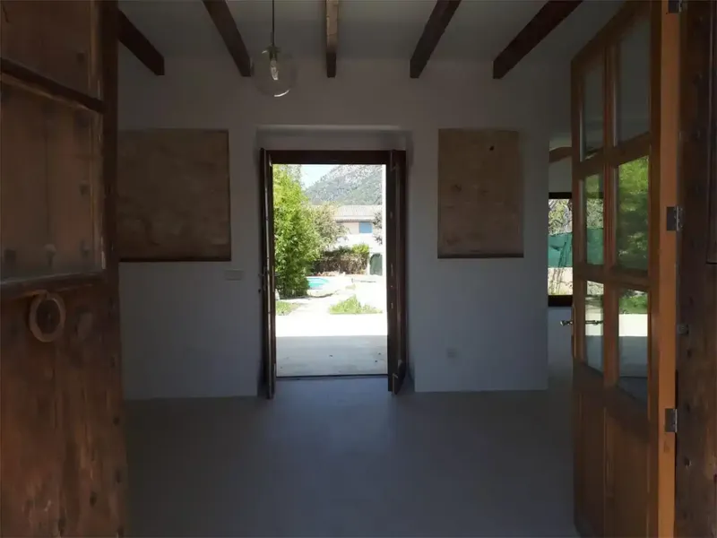 Preciosa casa típica mallorquina de 200 m2 con jardín y piscina en terreno de 638 m2 con fabulosos vistas a la Serra de Tramuntana. La casa — photo 4