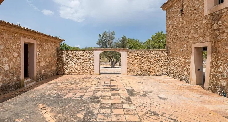 Rural or Farmhouse in Binissalem, Province of Balearic Islands — photo 11