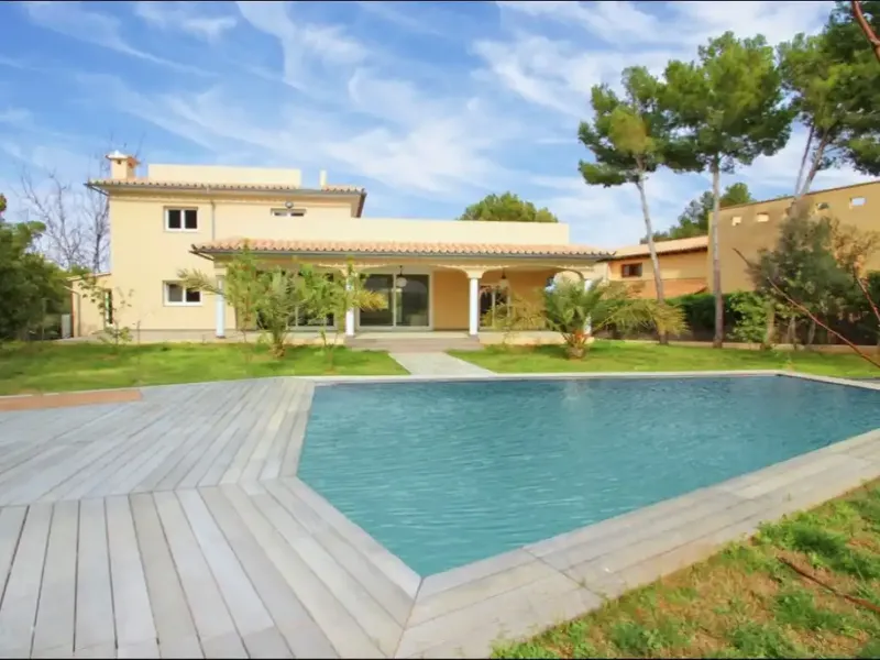 Luxury villa in Sol de Mallorca with partial sea views — photo 2