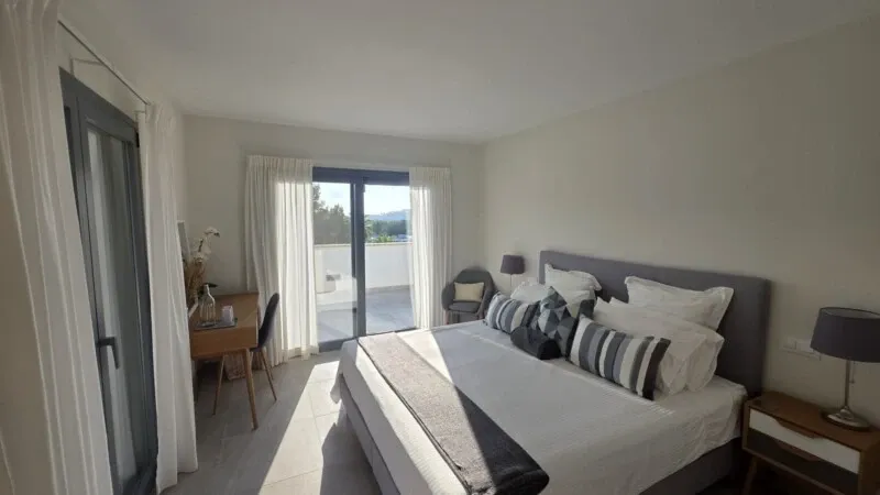 Contemporary Santa Ponsa Villa with Private Pool. — photo 4