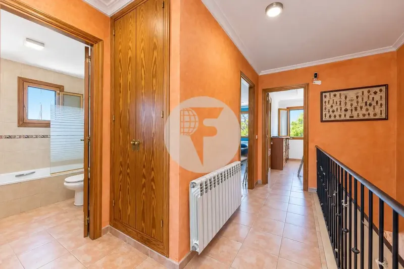 La Vileta | 4 dormitorios · 215 m² · Garaje privado de 72 m² — photo 7