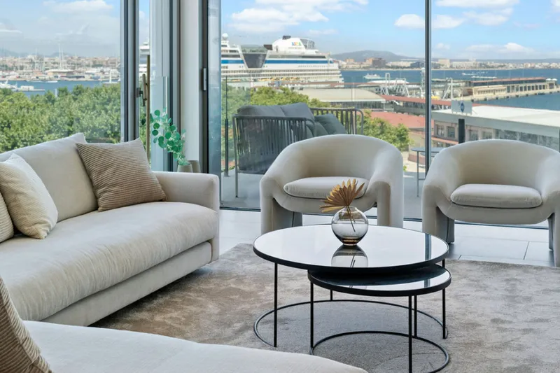 Spectacular Duplex Penthouse with Panoramic Views of Palma's Harbor, Cathedral, Sea and Mountains - Living Area (15475) — photo 2