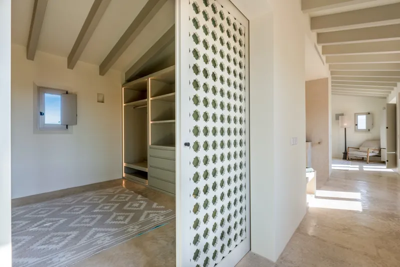 Newly built sea view finca in a small gated community close to Portocolom — photo 12