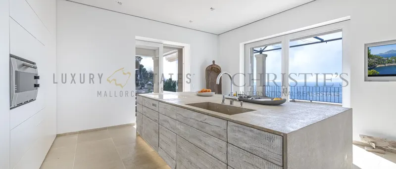 Mediterranean villa in Puerto de Andratx with sea views in Cala Llamp — photo 7