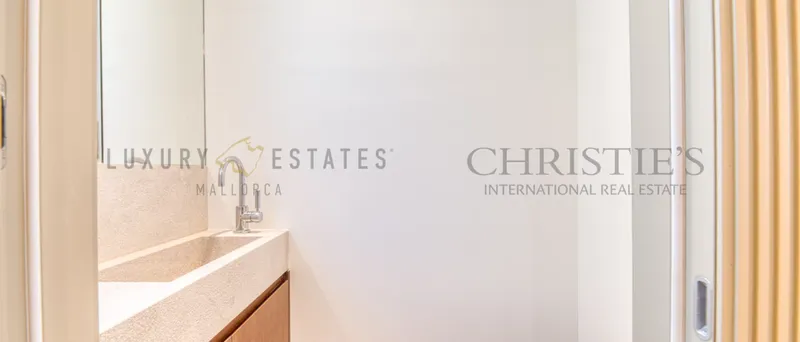 Modern townhouse in Santa Catalina in Palma with pool — photo 6