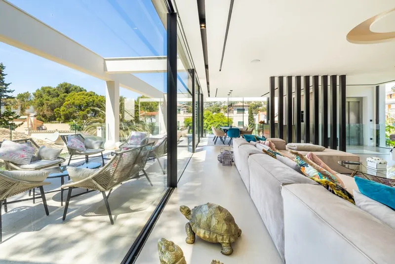 Bendinat top quality house for sale with private pool and sunny terraces — photo 4