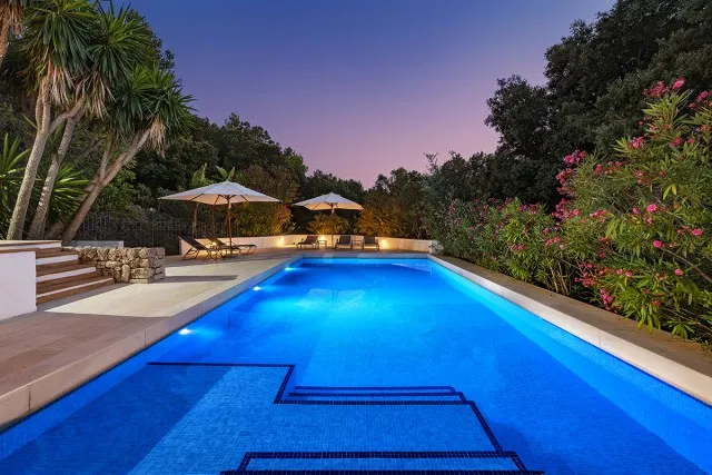 Beautiful hillside villa with incredible views for sale in Pollensa, Mallorca — photo 3