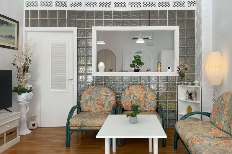 Charming apartment in Cala Ratjada located in a historic two-story complex, one of the first commercial buildings of the town — photo 4
