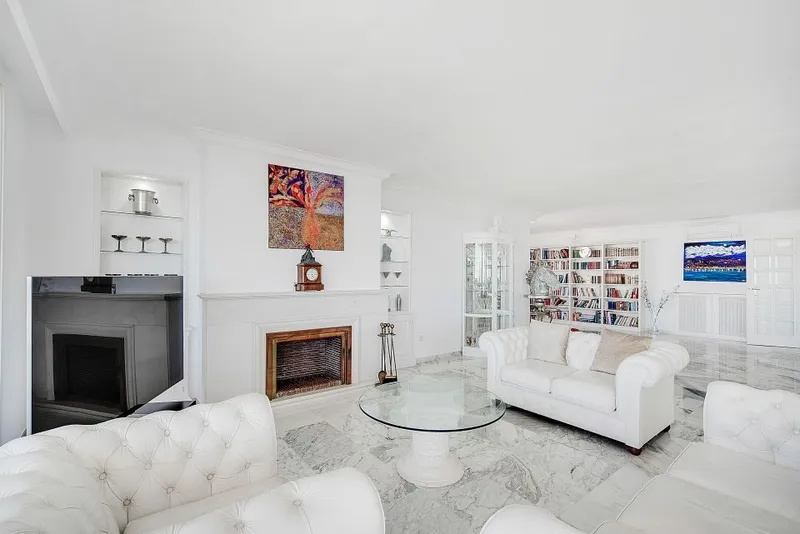 Stunning penthouse for sale in Palma with spectacular harbor and sea views — photo 7