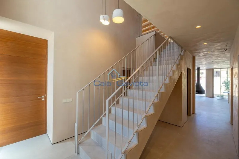Village House — photo 2