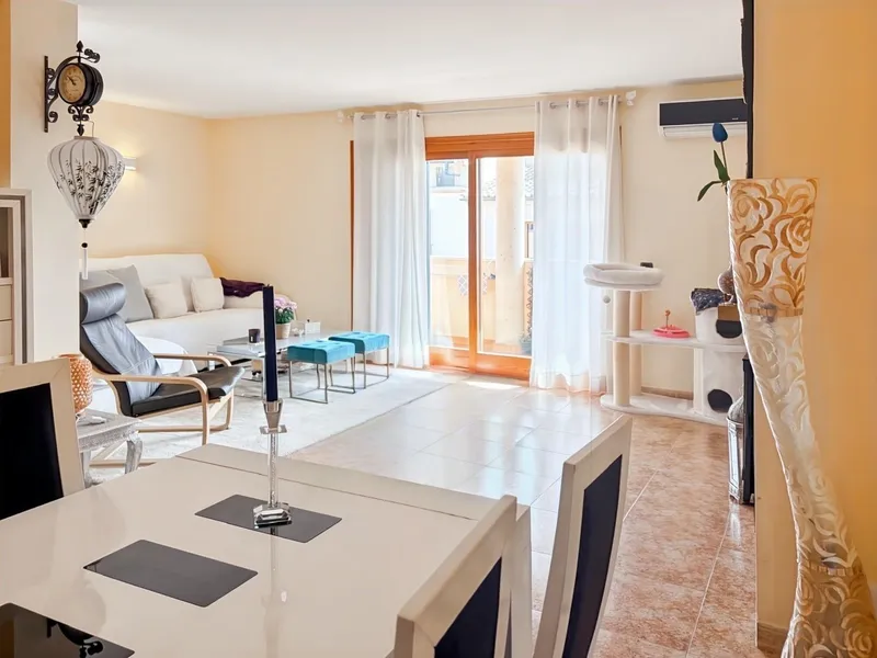 Spectacular spacious and bright apartment with mountain views — photo 3