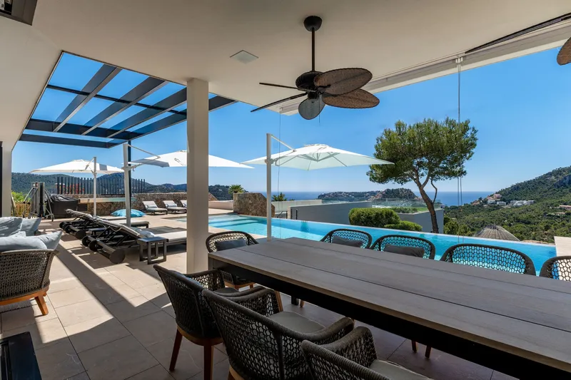 Unique villa with integrated guest house — photo 6